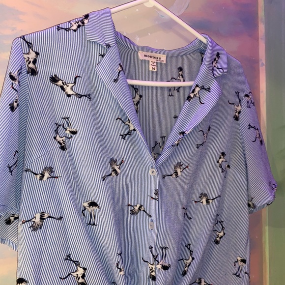 Monteau flowy button up - Picture 2 of 2